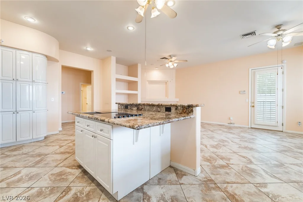 3775 Rick Stratton, Las Vegas, NV 89120