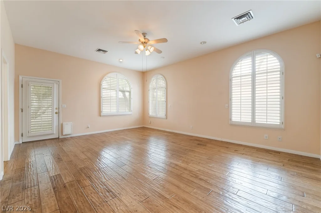 3775 Rick Stratton, Las Vegas, NV 89120