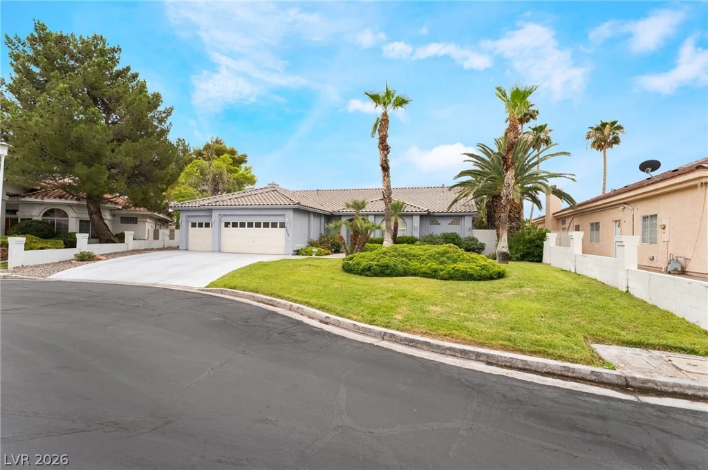 3775 Rick Stratton, Las Vegas, NV 89120