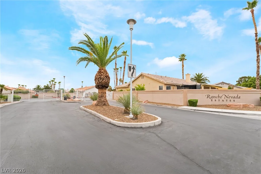 3775 Rick Stratton, Las Vegas, NV 89120