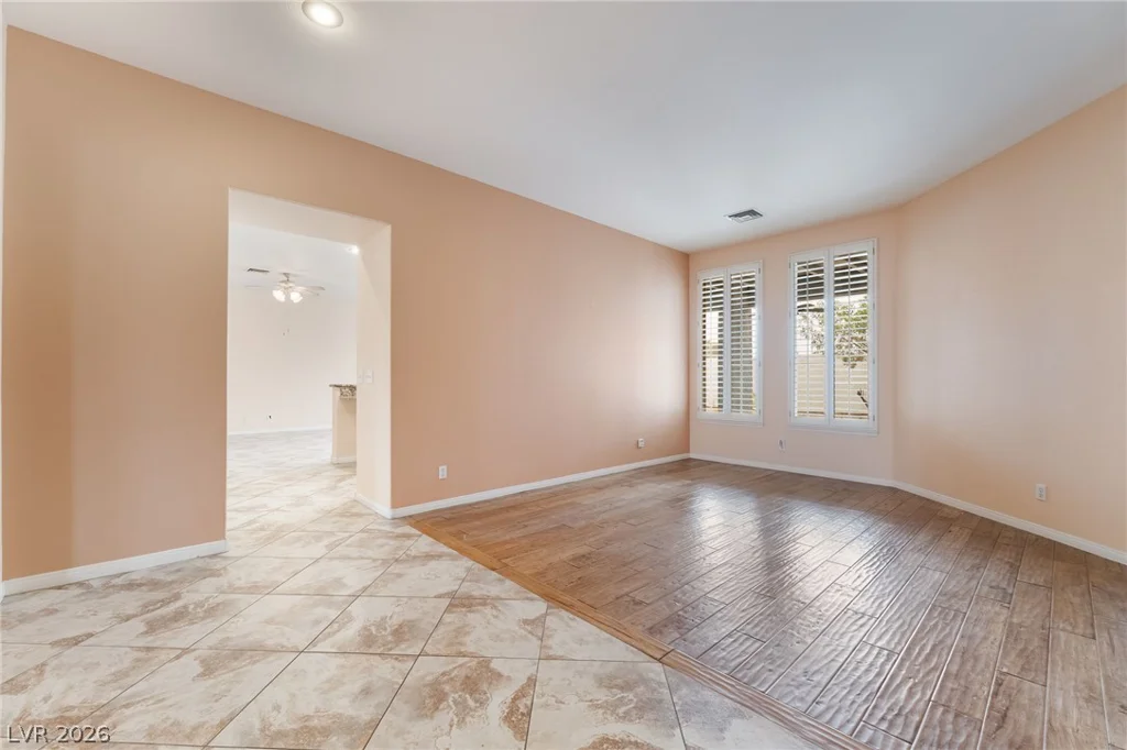 3775 Rick Stratton, Las Vegas, NV 89120