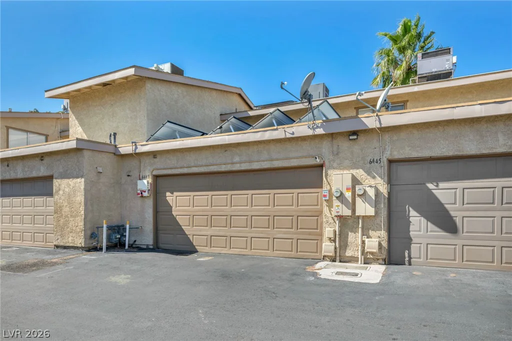 6443 Big Pine, Las Vegas, NV 89108
