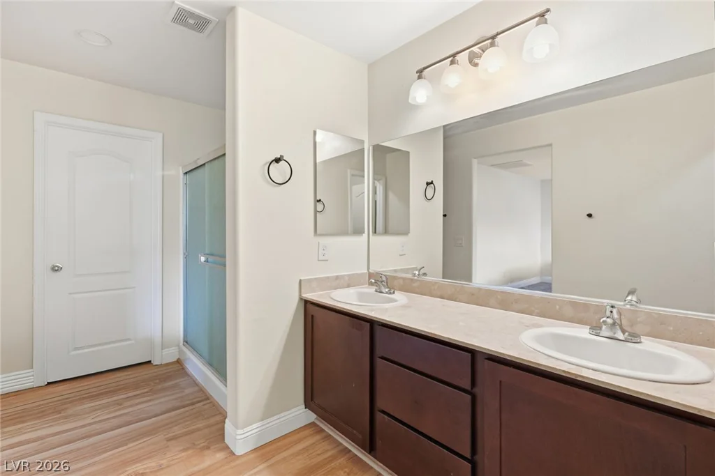 10637 Axis Mountain, Las Vegas, NV 89166