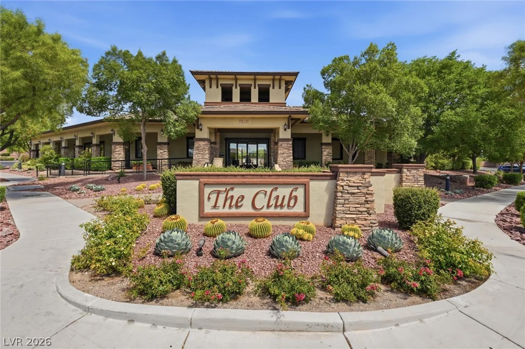 10637 Axis Mountain, Las Vegas, NV 89166