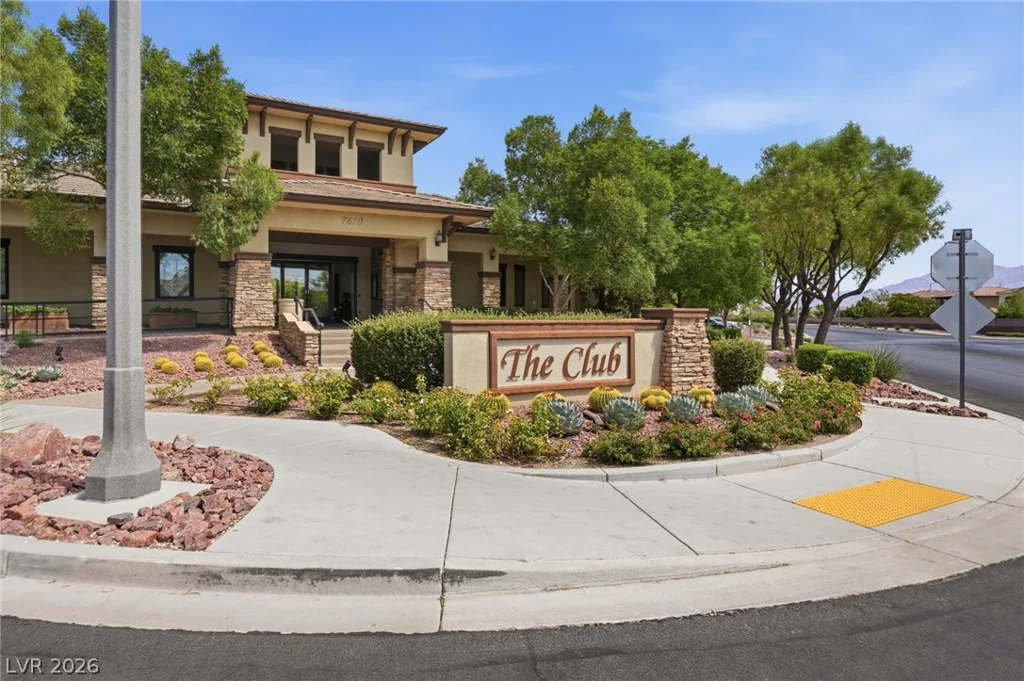 10637 Axis Mountain, Las Vegas, NV 89166