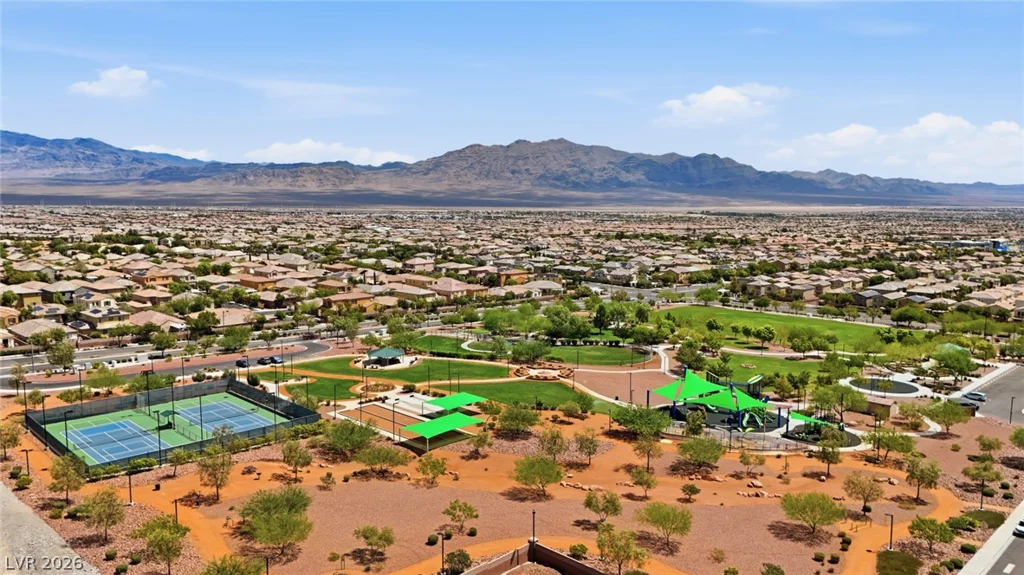 10637 Axis Mountain, Las Vegas, NV 89166