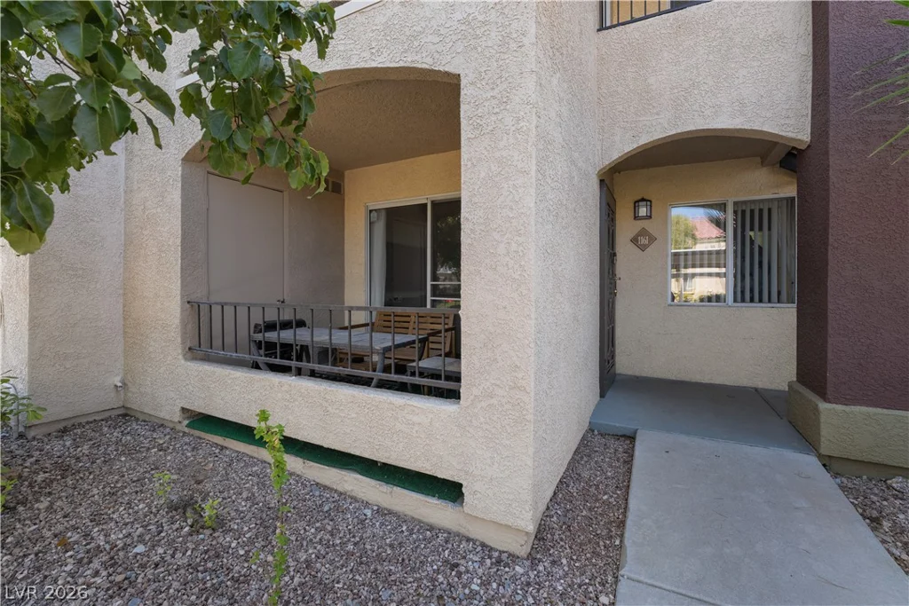 7885 Flamingo, Las Vegas, NV 89147
