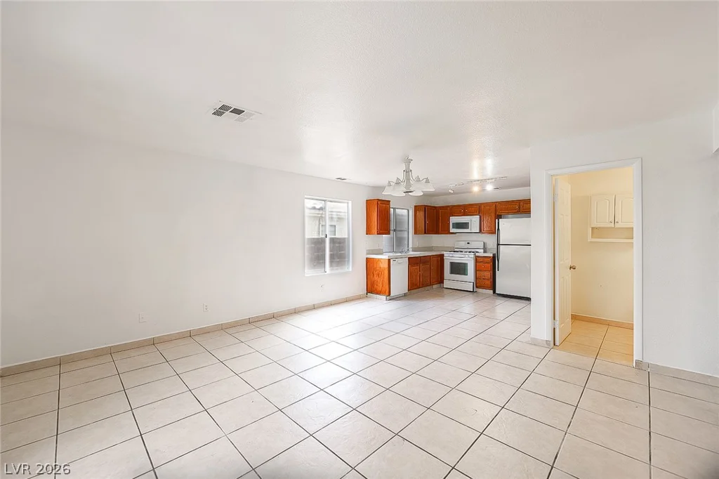 7220 Scenic Hills, Las Vegas, NV 89128