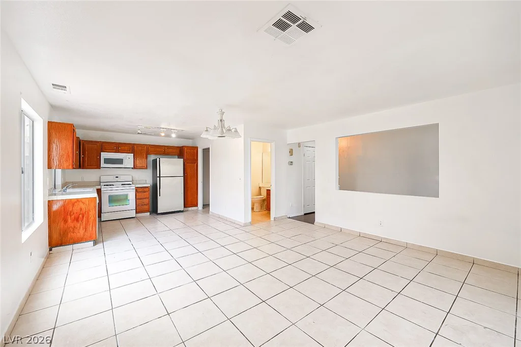 7220 Scenic Hills, Las Vegas, NV 89128
