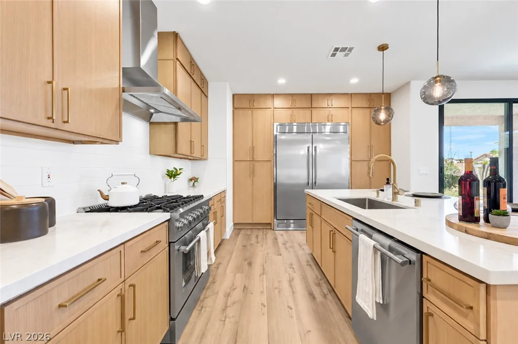 121 Torchwood, Las Vegas, NV 89144
