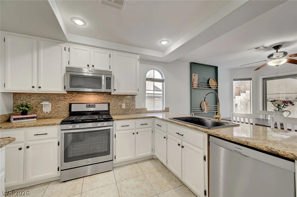 8349 Cretan Blue, Las Vegas, NV 89128