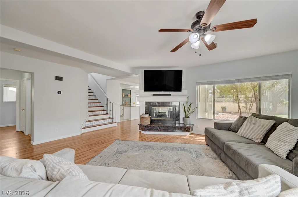 8349 Cretan Blue, Las Vegas, NV 89128