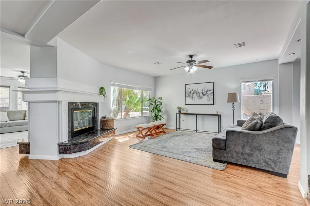 8349 Cretan Blue, Las Vegas, NV 89128