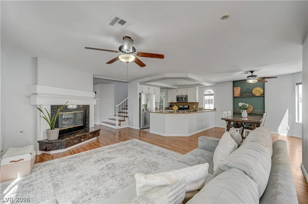 8349 Cretan Blue, Las Vegas, NV 89128