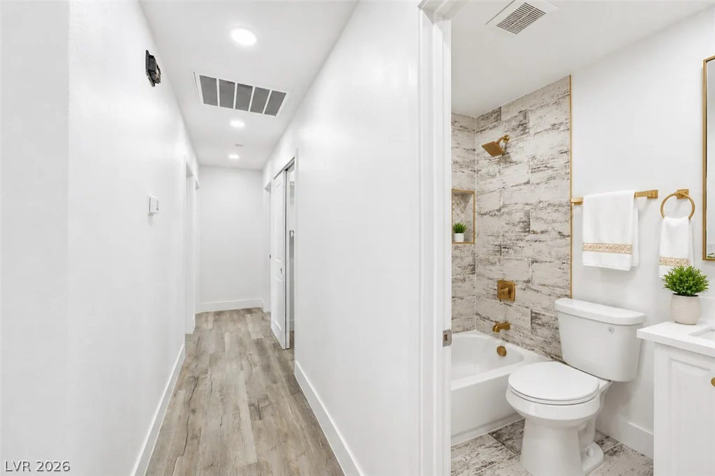 7100 Raincloud, Las Vegas, NV 89145