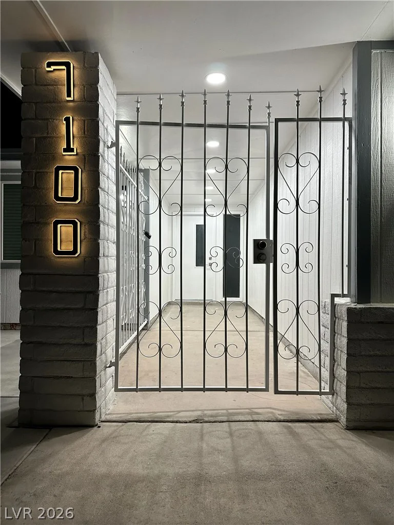 7100 Raincloud, Las Vegas, NV 89145