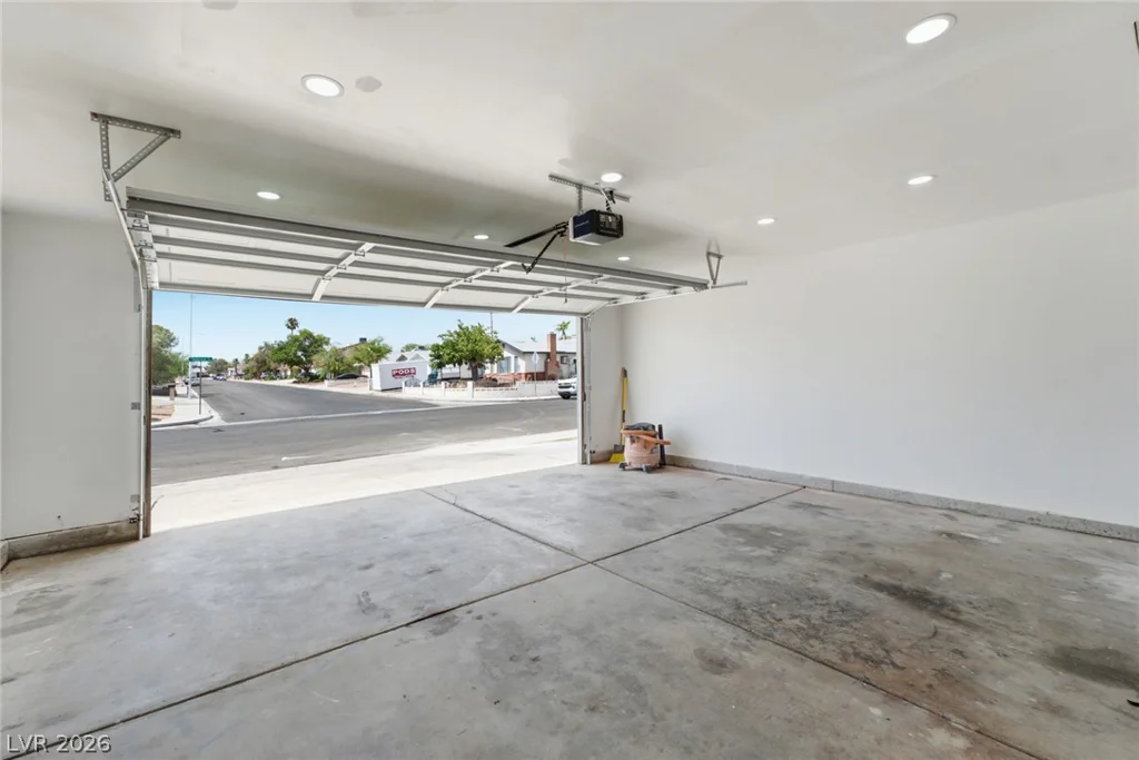 7100 Raincloud, Las Vegas, NV 89145