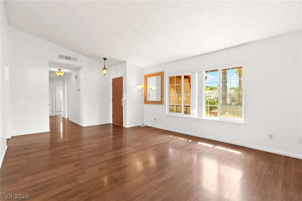 2529 Lakeside, Las Vegas, NV 89108