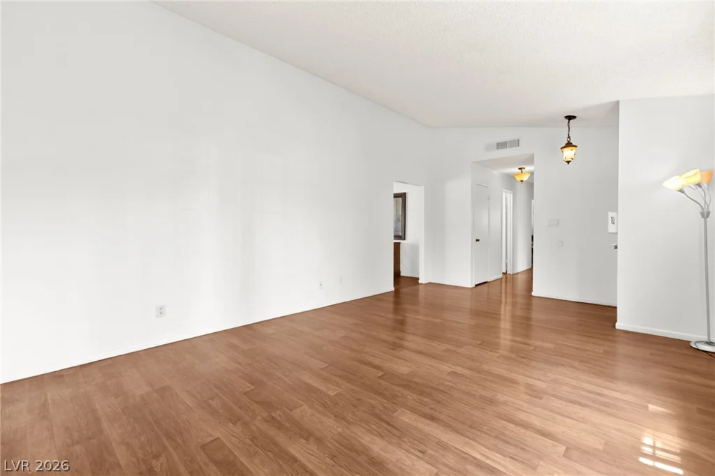 2529 Lakeside, Las Vegas, NV 89108