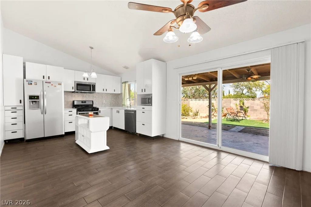 2529 Lakeside, Las Vegas, NV 89108