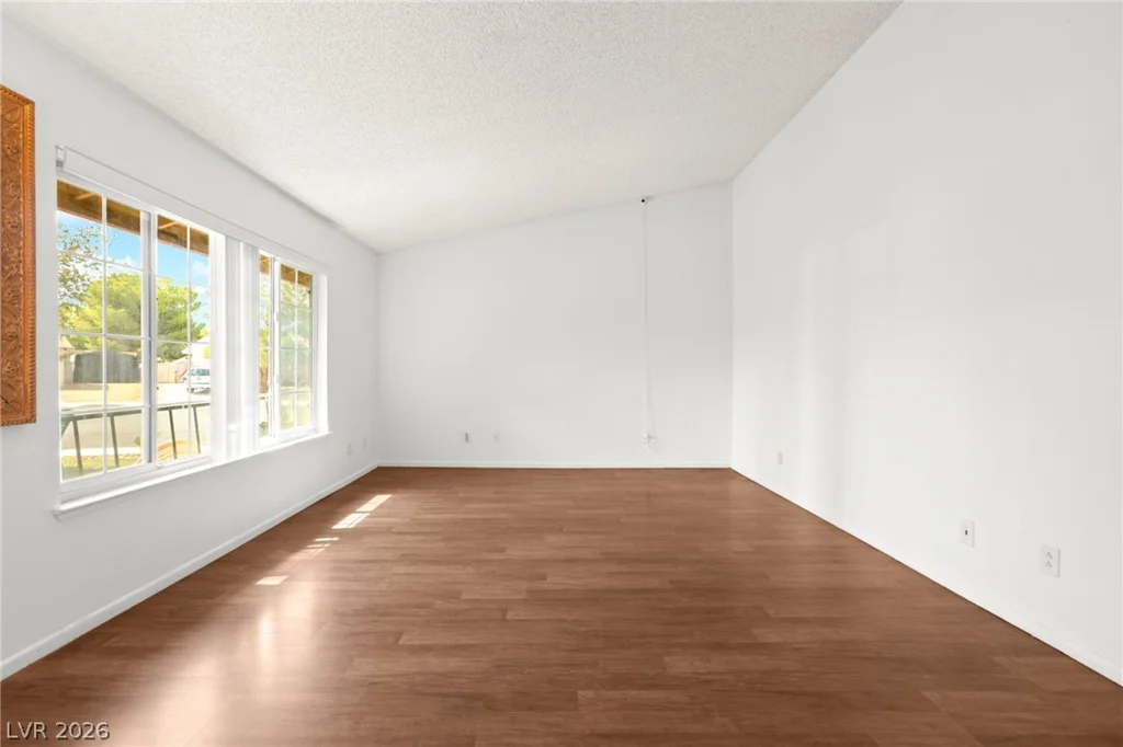 2529 Lakeside, Las Vegas, NV 89108