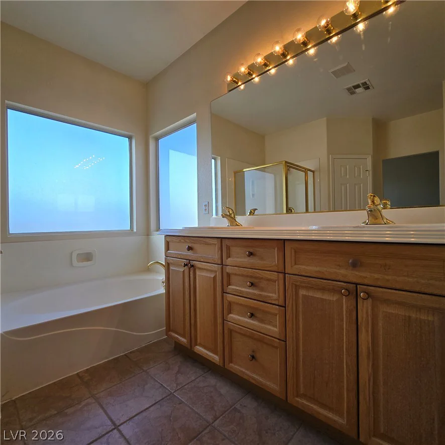 8858 Sanibel Shore, Las Vegas, NV 89147