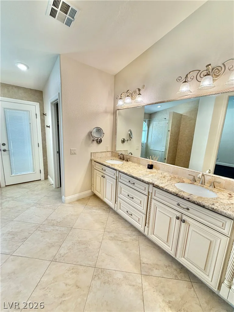 1300 Premier, Las Vegas, NV 89117