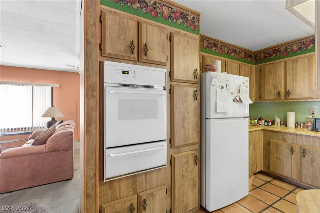 4583 Royal Club, Las Vegas, NV 89103
