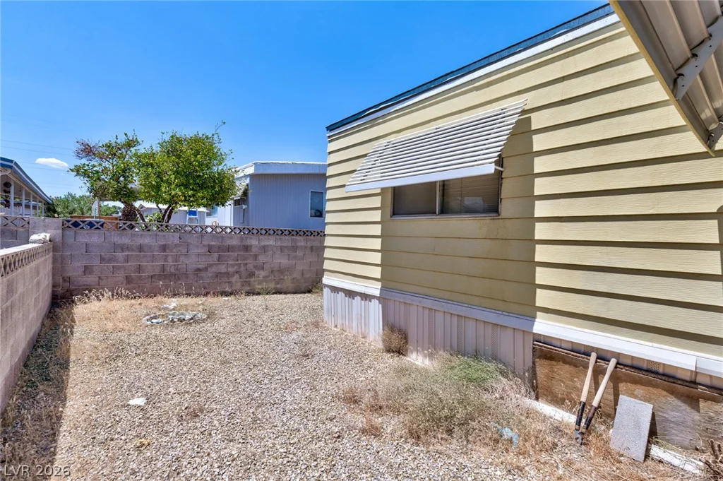 4583 Royal Club, Las Vegas, NV 89103