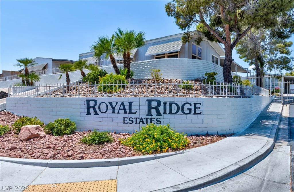 4583 Royal Club, Las Vegas, NV 89103