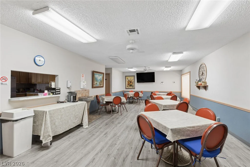 4583 Royal Club, Las Vegas, NV 89103