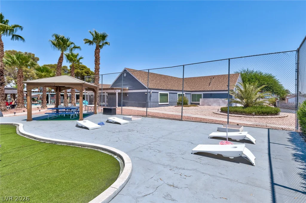 4583 Royal Club, Las Vegas, NV 89103