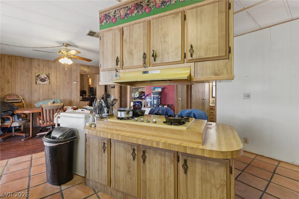 4583 Royal Club, Las Vegas, NV 89103