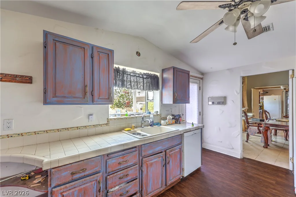 5301 Reiter, Las Vegas, NV 89108