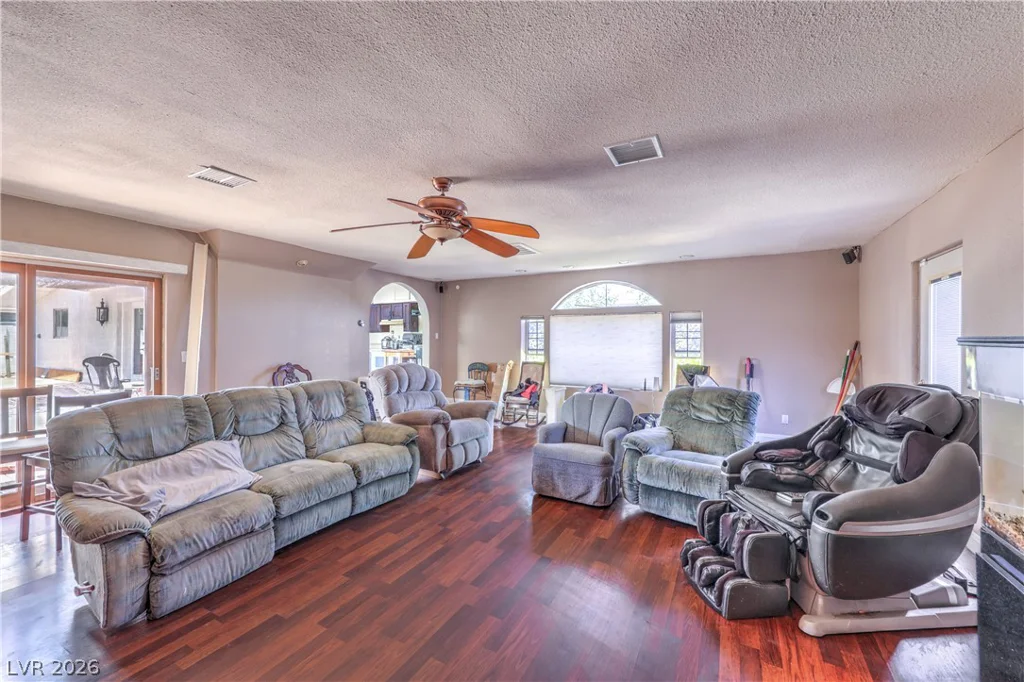 5301 Reiter, Las Vegas, NV 89108