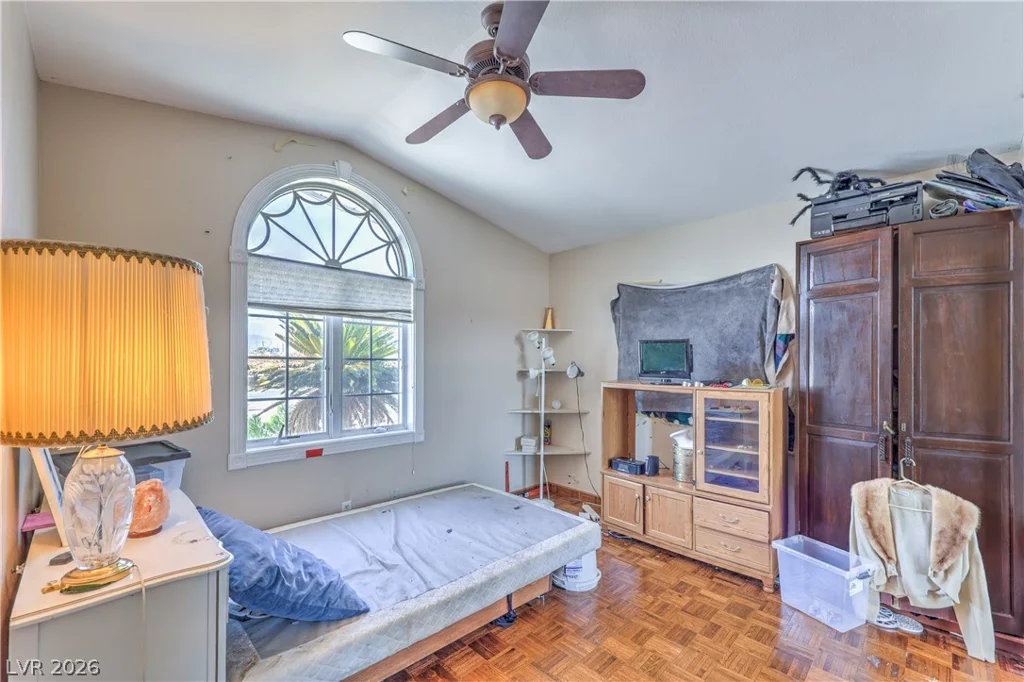 5301 Reiter, Las Vegas, NV 89108