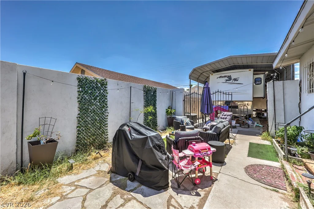 5301 Reiter, Las Vegas, NV 89108