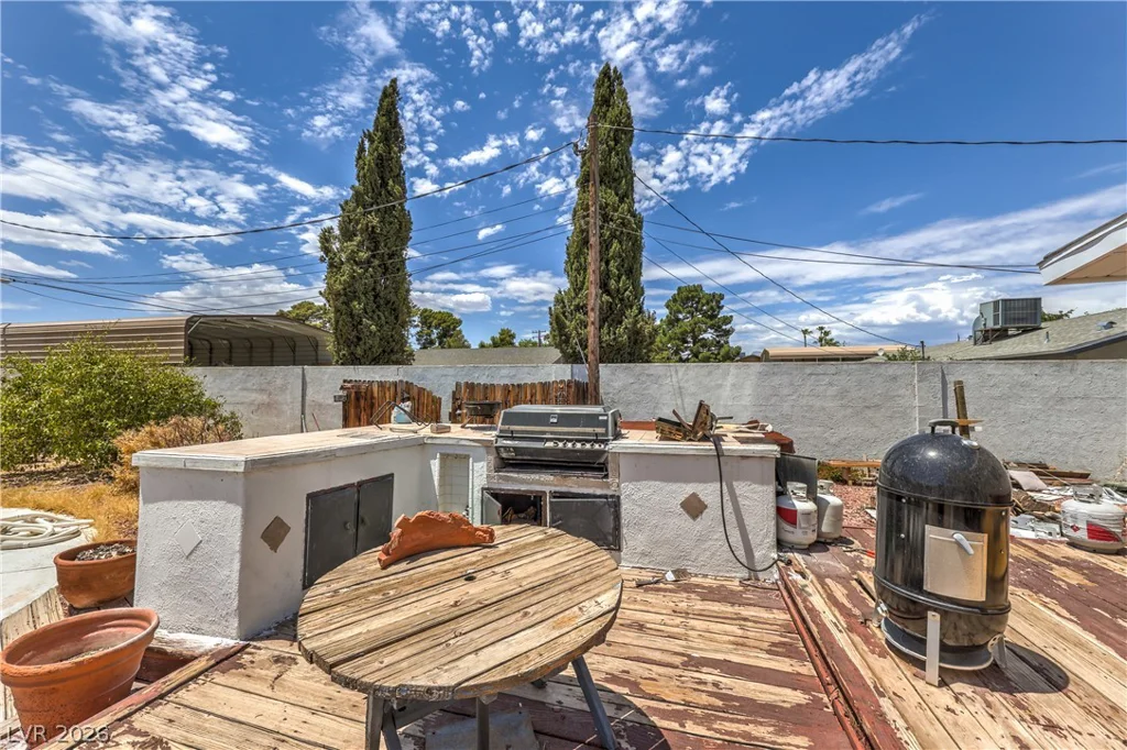 5301 Reiter, Las Vegas, NV 89108