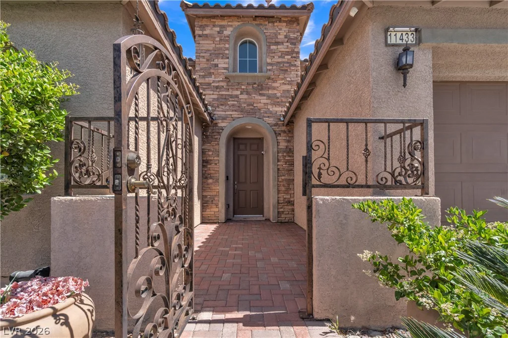 11433 Valentino, Las Vegas, NV 89138