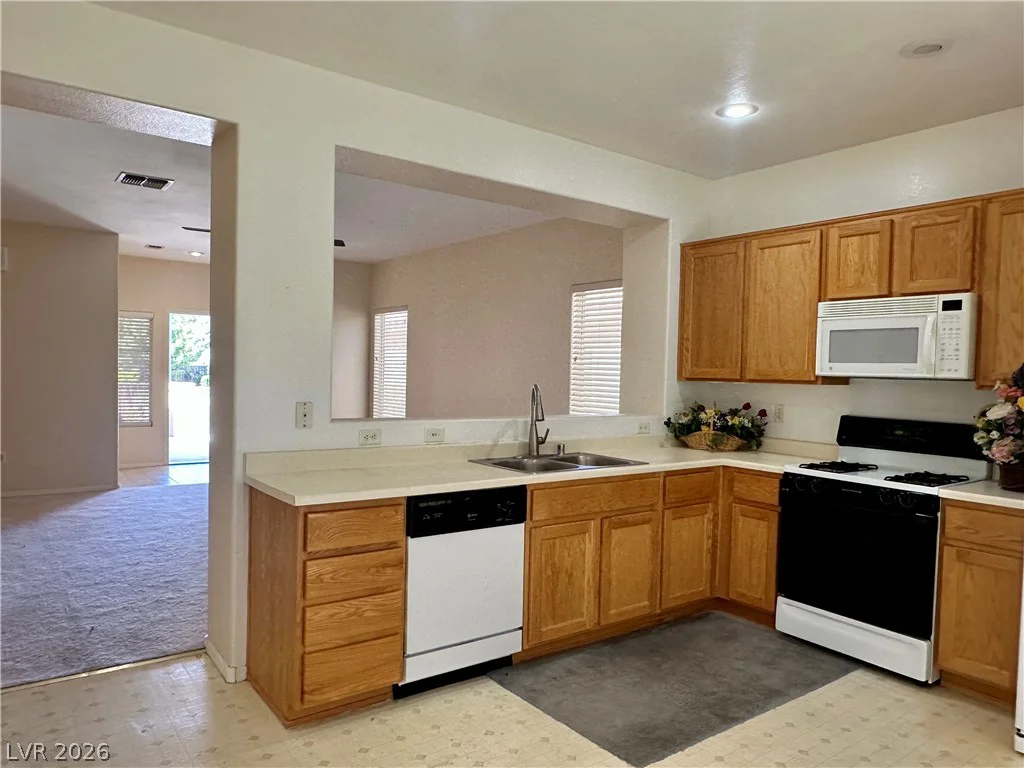 2782 Meadow Park, Henderson, NV 89052