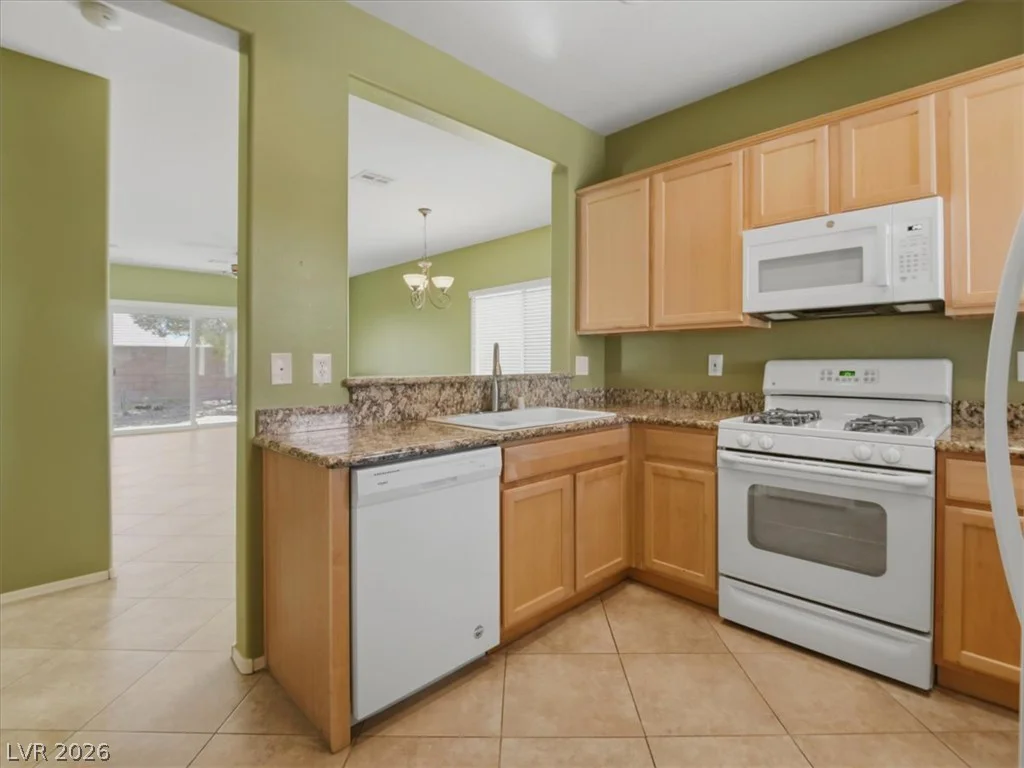 2421 Desert Sparrow, North Las Vegas, NV 89084