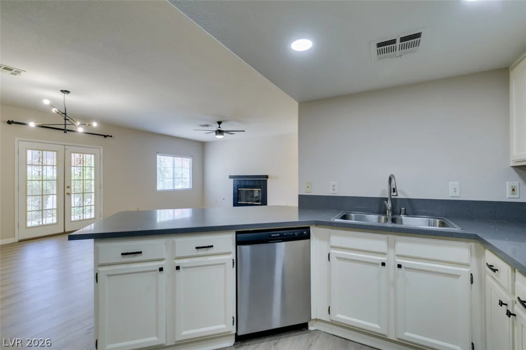 8301 Boseck, Las Vegas, NV 89145