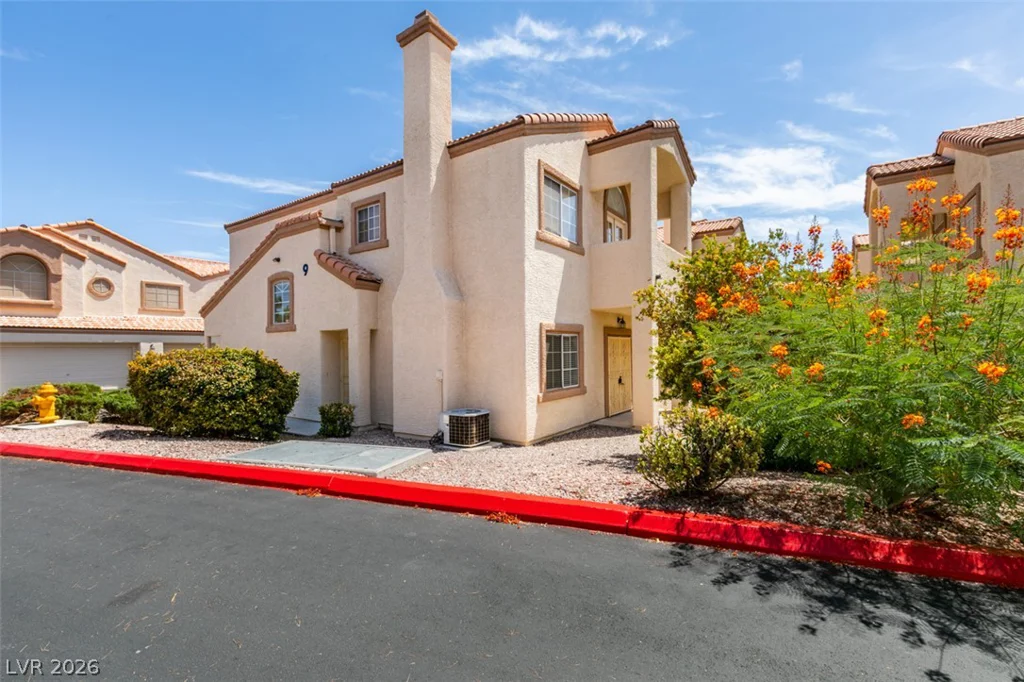 8301 Boseck, Las Vegas, NV 89145
