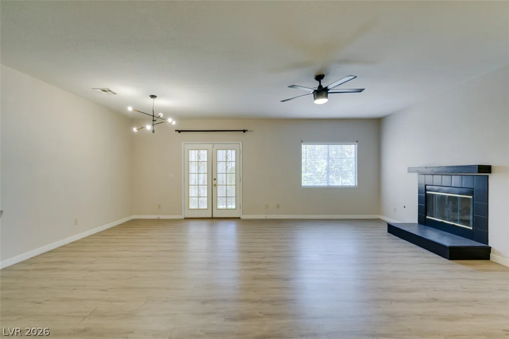 8301 Boseck, Las Vegas, NV 89145