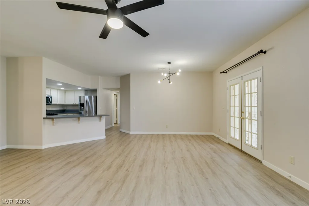 8301 Boseck, Las Vegas, NV 89145