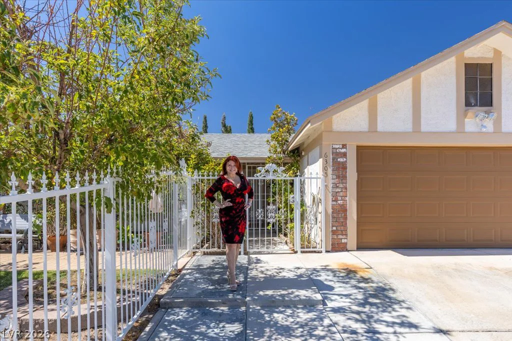 6305 Arcadia, Las Vegas, NV 89118