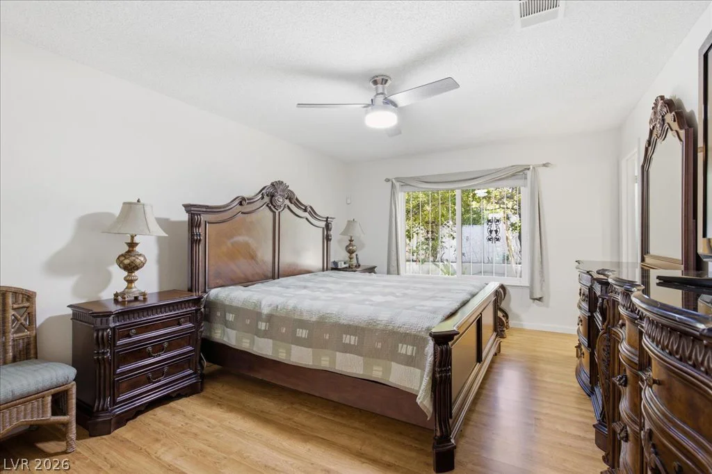 6305 Arcadia, Las Vegas, NV 89118
