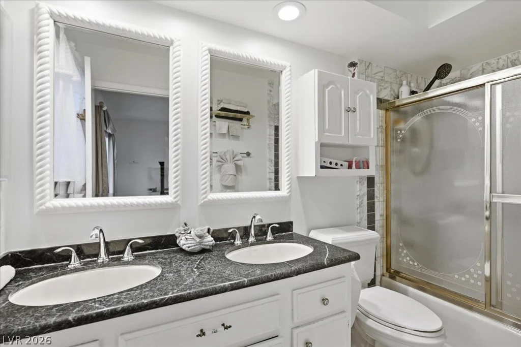 6305 Arcadia, Las Vegas, NV 89118