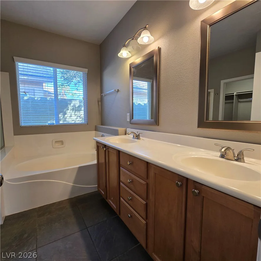 4439 Weitzman, Las Vegas, NV 89141