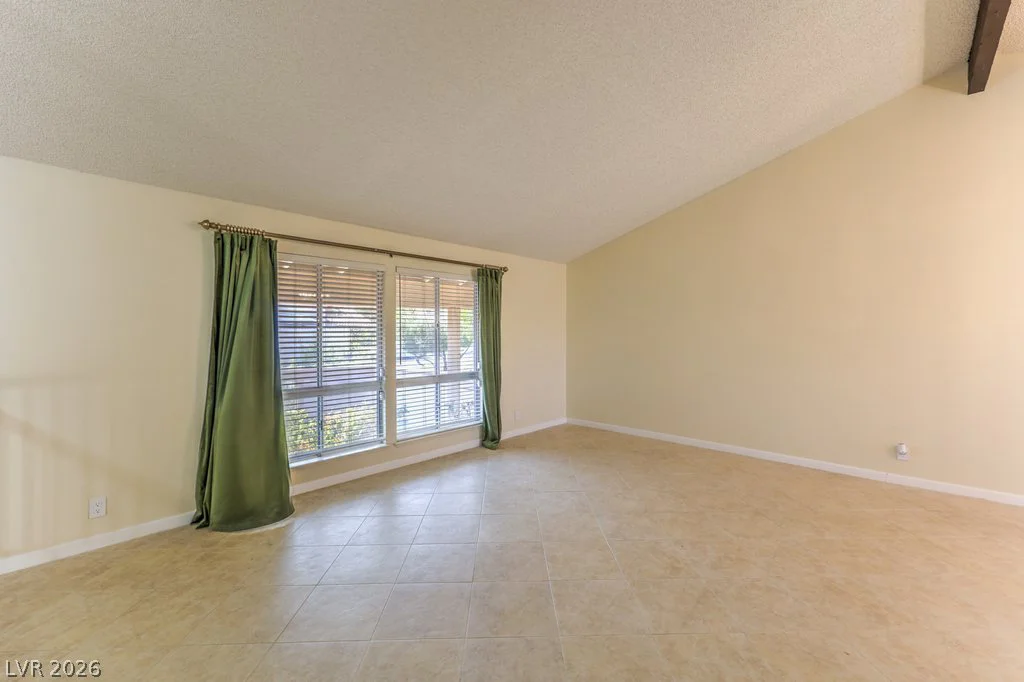 1529 Padova, Las Vegas, NV 89117
